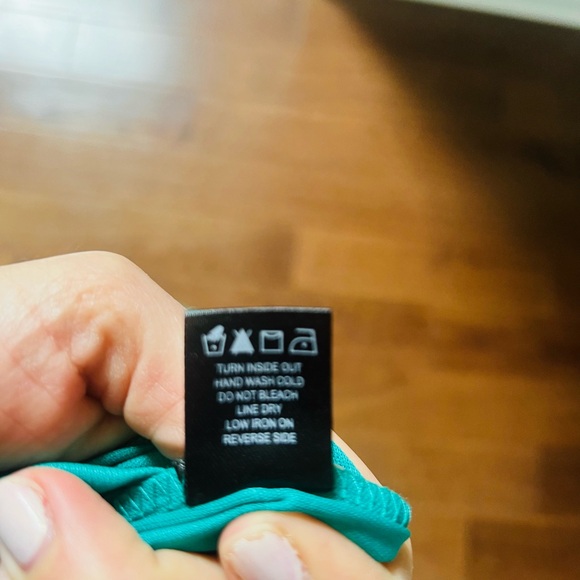 Super cute short turquoise strapless mini dress size medium! - Picture 2 of 9